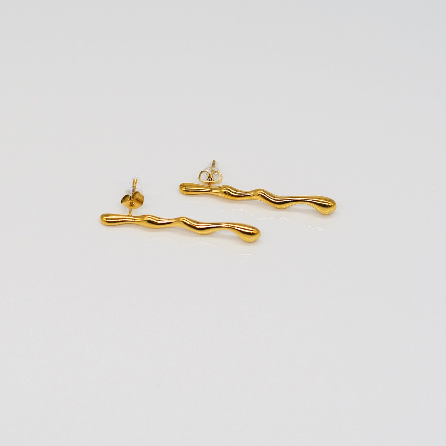 Boucles d’Oreilles Lignes Fondantes Minimalistes
