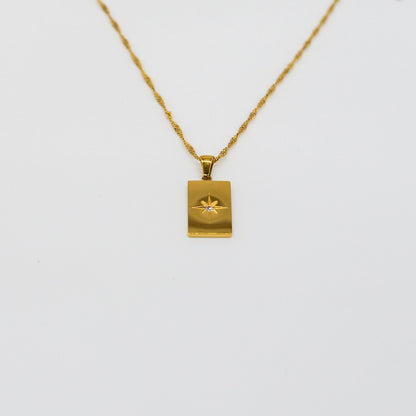 Collier pendentif rectangulaire étoile