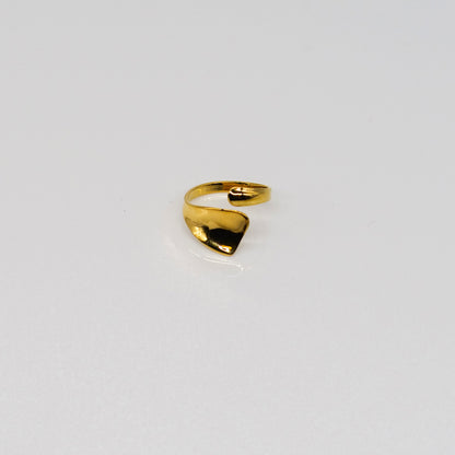 Bague Abstraite Moderne Ouverte avec Détail Carré