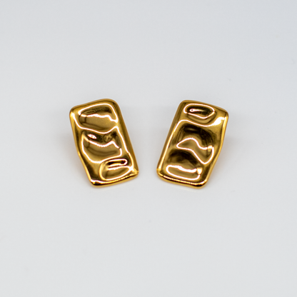 Boucles d’oreilles rectangulaires modernes et tordues